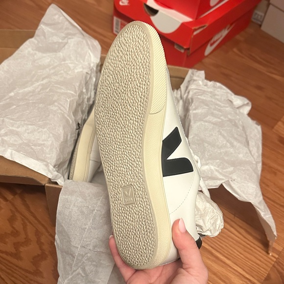 Veja Cream and Black Casual Sneakers - Picture 3 of 9